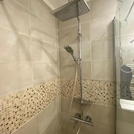 Apartment Tour Eiffel Volontaire Paris